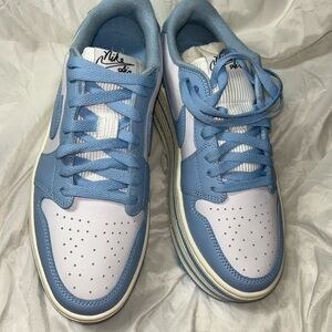 Nike Men's Light Blue and White Sneakers